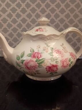 Vintage Crown Dorset Porcelain Teapot with Pink Rose Pattern and Gold Trim